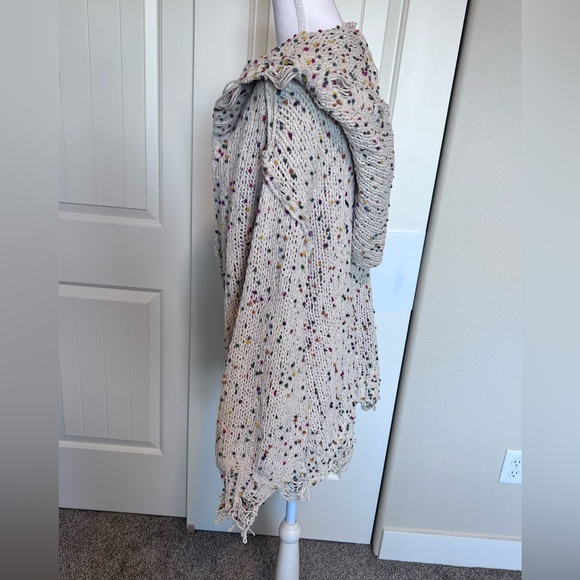 POL Cream Confetti Knit Hoodie Distressed Sweater Sz Small Oversized Coziness - Picture 7 of 10